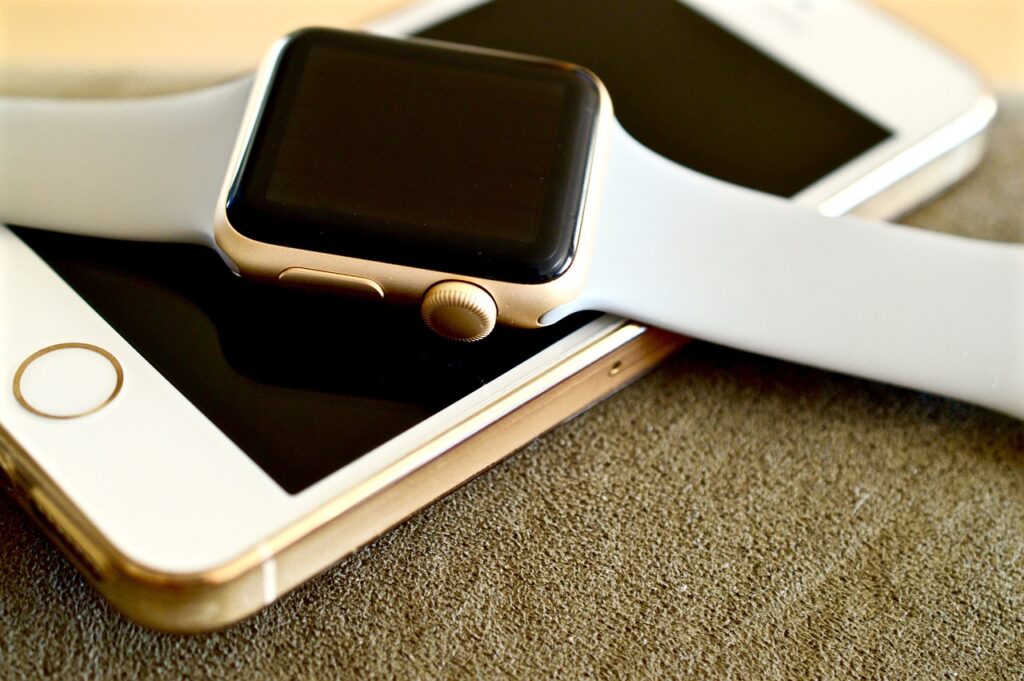 Utilisation_des_enquêtes_de_satisfaction_pour_optimiser_les_produits_High_Tech
